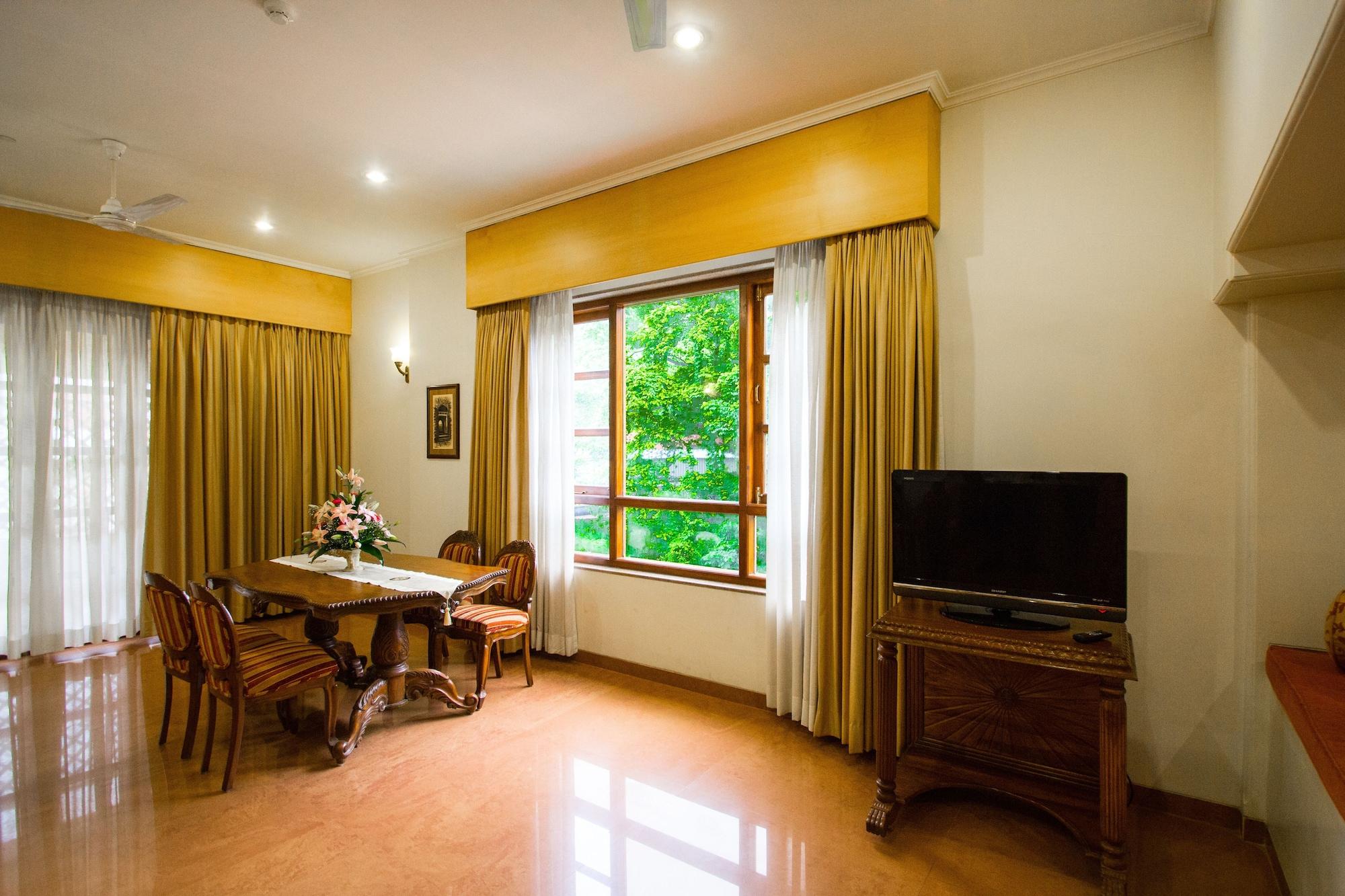 Chances Resort And Casino An Indy Resort Panaji Eksteriør billede