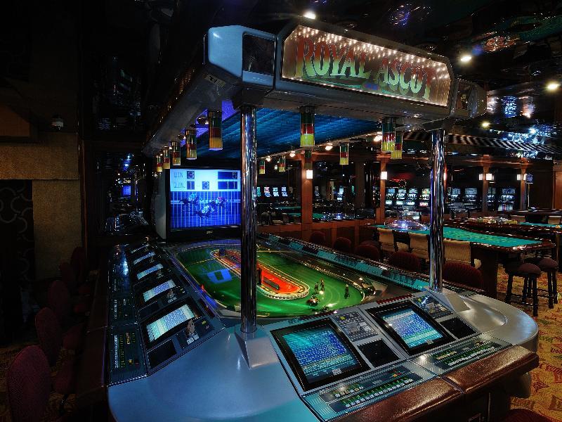 Chances Resort And Casino An Indy Resort Panaji Eksteriør billede