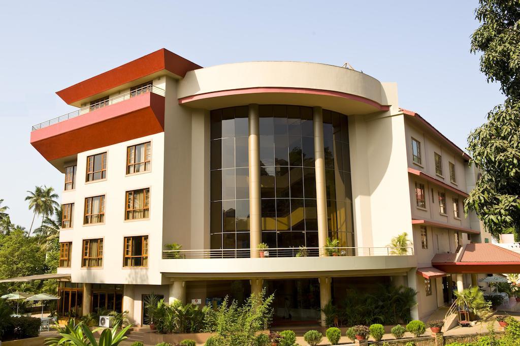 Chances Resort And Casino An Indy Resort Panaji Eksteriør billede