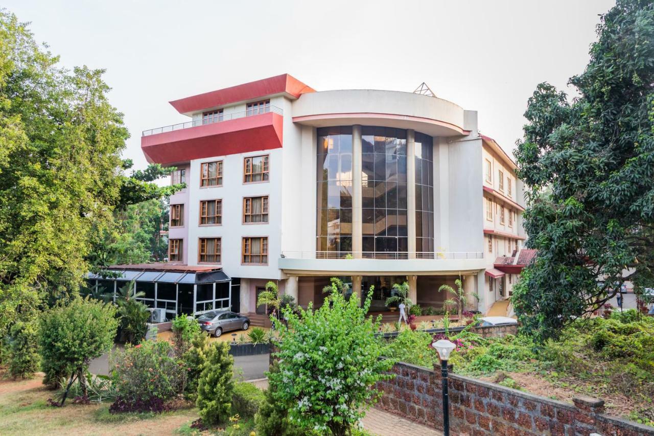 Chances Resort And Casino An Indy Resort Panaji Eksteriør billede